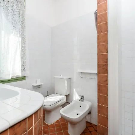 Belvilla By Oyo Fiorita Due בית נופש *